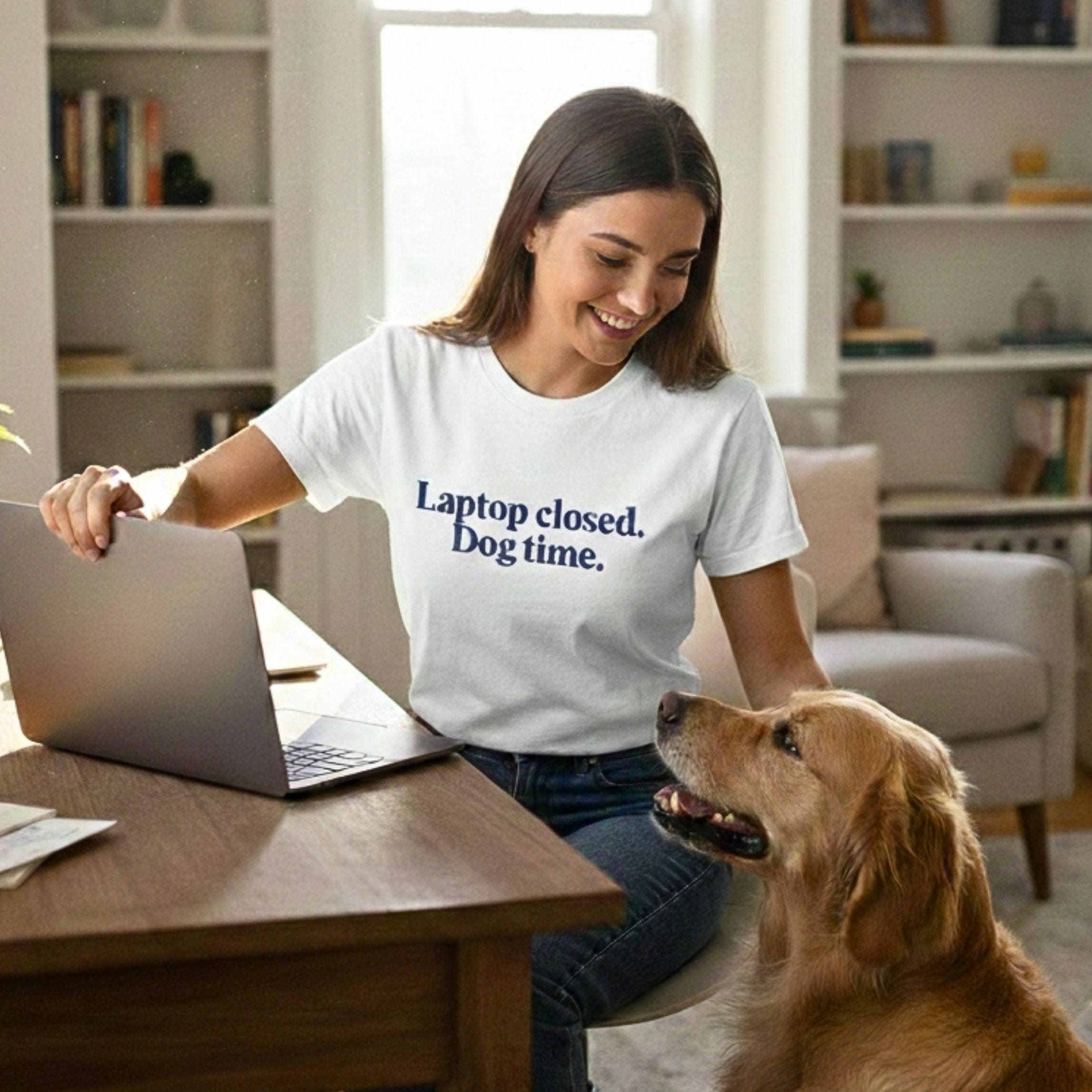 T-Shirt Laptop closed. Dog time. T-Shirt ReallyintoDogs