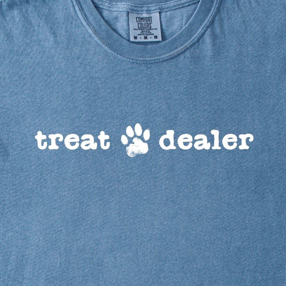 T-Shirt Treat Dealer Premium T-Shirt ReallyintoDogs