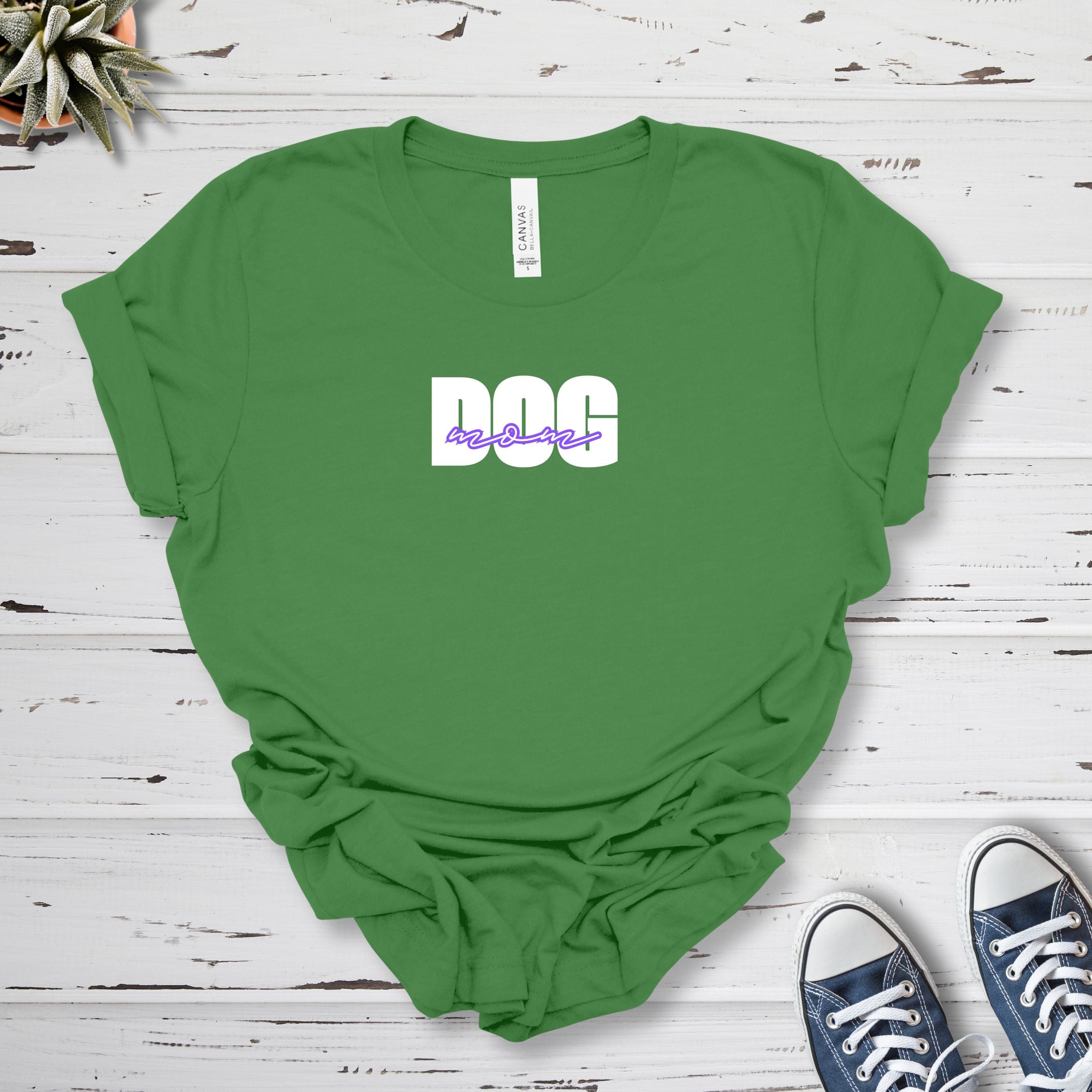 T-Shirt Leaf / S Dog Mom Bold Premium Unisex T-Shirt --reallyintothat